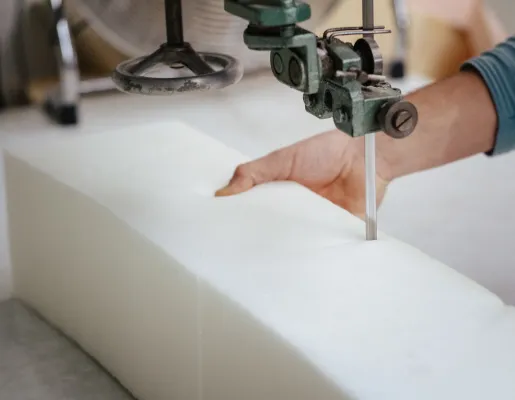 vente et découpe de mousse bultex à Antran près de Châtellerault dans la Vienne 86